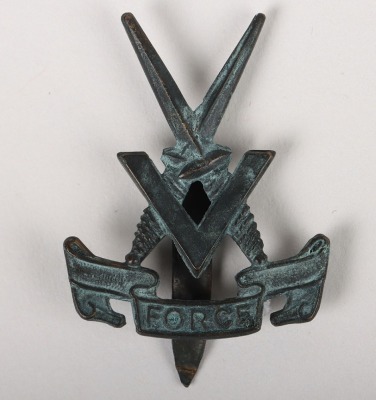 WW2 British Special Forces V Force Cap Badge