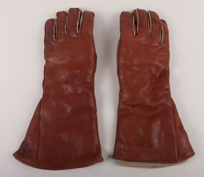 WW2 Royal Air Force Type D Electrically Heated Flying Gauntlets