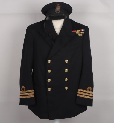 WW2 Period Royal Navy Commanders Tunic and Peaked Cap