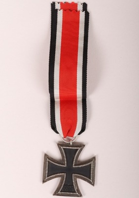 1939 Iron Cross 2nd class by Unknown Maker - 3