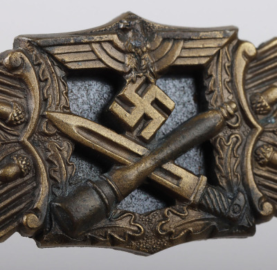 WW2 German Army / Waffen-SS Close Combat Clasp in Bronze by AGMuK, Gablonz - 3