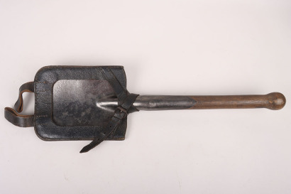 WW2 German Armed Forces Entrenching Tool with Carrie