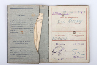 WW2 German Wehrpass to Josef Herzog, Ausb. Komp Geb. Jäg Ers. Btl 136 - 3