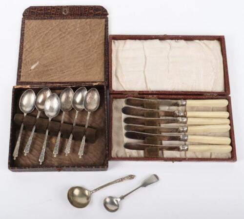 A set of six silver plated Apostle spoons with a set of silver plated cased butter knives