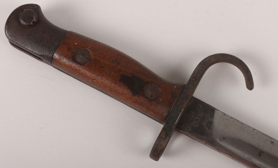 British 1907 Hook Quillon Bayonet Regimentally Marked to the Royal Highlanders - 6