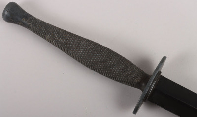 Scarce WW2 Canadian Parkerised Stiletto Fighting Knife - 8