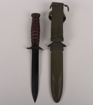 WW2 US M3 Fighting Knife by Camillus - 2