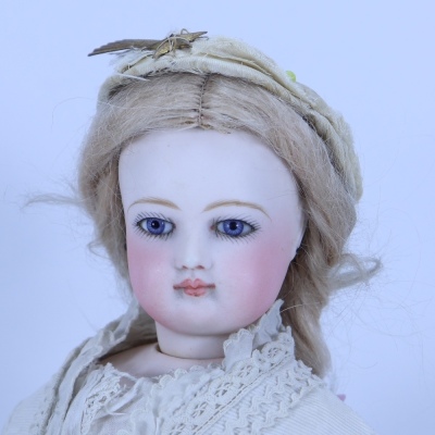 A good all original bisque shoulder head fashion doll, French circa 1870, - 2