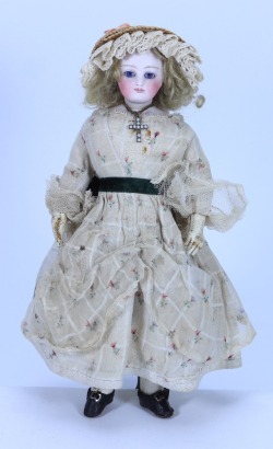 *A small size all original bisque shoulder head fashion doll, French circa 1870,