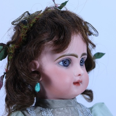 A rare Rabery & Delphieu mechanical walking bisque head bebe doll, French circa 1890, - 2