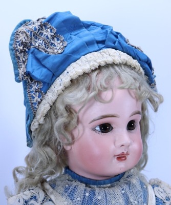 A Tete Jumeau bisque head Bebe doll, size 11, French circa 1885, - 3