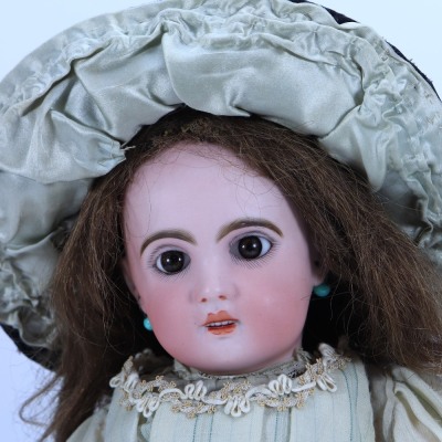 A Tete Jumeau 1907 bisque head doll, French circa 1900, - 2