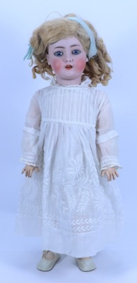 A Simon & Halbig 1078 bisque head doll, German circa 1910,