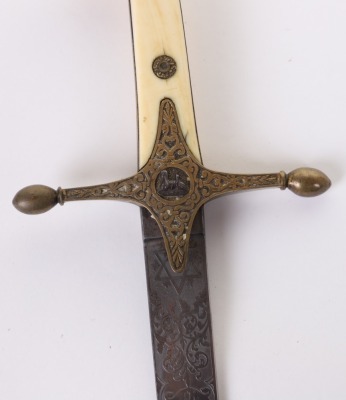 ^ Victorian Officers Mameluke Sword of the 11th Prince Albert’s Own Hussars - 7