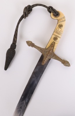 ^ Early Victorian Officers Mameluke Sword of the Kings Hussars - 4