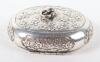 A rare late 17th/early 18th century squeeze sided silver snuff box in the Chinese style, - 2