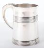 An 18th century silver mug, John Carter, London 1775 - 3