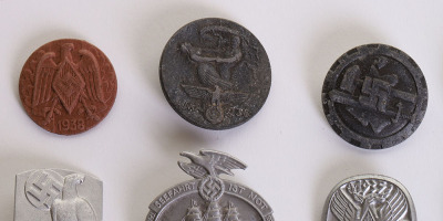 15x Third Reich Rally / Day Badges - 5