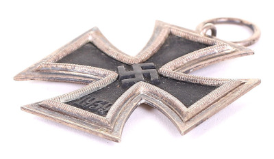 WW2 German 1939 Iron Cross 2nd Class by S Jablonski G.m.b.H - 10