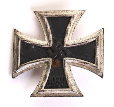 WW2 German 1939 Iron Cross 1st Class by Klein & Quenzer - 4