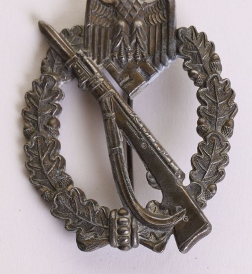 WW2 German Army / Waffen-SS Infantry Assault Badge in Bronze, M.K 1 - 10