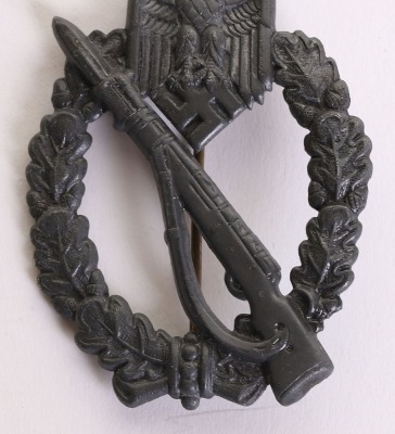WW2 German Army / Waffen-SS Infantry Assault Badge in Silver, B H Mayer Design - 7