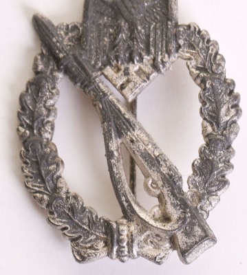 WW2 German Army / Waffen-SS Infantry Assault Badge in Silver by Hermann Aurich - 2