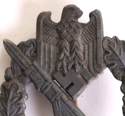 WW2 German Army / Waffen-SS Infantry Assault Badge in Silver, by Unknown Maker - 4