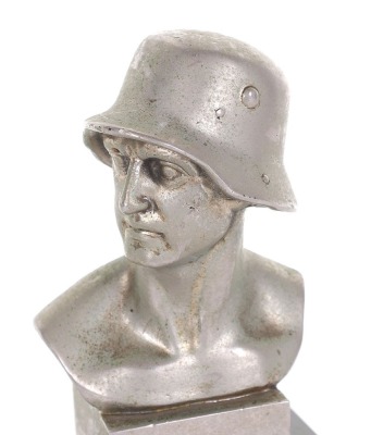 WW2 German ‘Hero’ Series Table Bust - 2