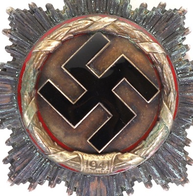 WW2 German Deutsche Kreuz (German Cross) in Silver by Deschler & Sohn - 4