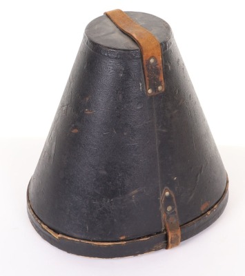 WW1 Imperial German Prussian Garde Regiment zu Fuss Officers Pickelhaube in Original Carry Case - 3