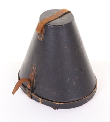 WW1 Imperial German Prussian Garde Regiment zu Fuss Officers Pickelhaube in Original Carry Case - 4