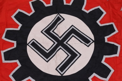 Rare Third Reich D.A.F (Deutsche Arbeitsfront) Wartime Honour Flag Bestowed Upon Factories who made Meritorious Contributions to the German War Effort, - 9