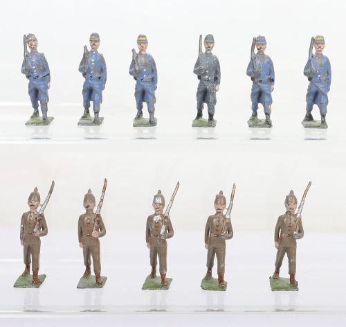 Britains PARIS OFFICE small size Prussian Infantry