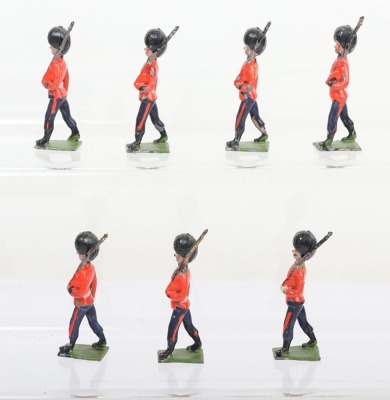 Britains from set 85, RARE small size Scots Guards - 2