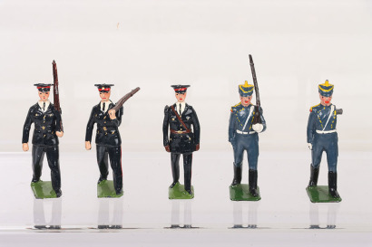 Various Britains Armies of the World soldiers, post war