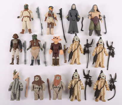 Fourteen Vintage Star wars Return of the Jedi loose action figures Kenner,