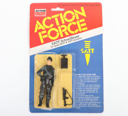 Scarce Vintage Action Force SATT German Version Schnellfeuer SAS Commando carded moc Action figure 1983 Palitoy,