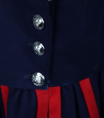 Elizabeth II Yeoman Warder of the Tower of London (Beefeater) Uniform - 9