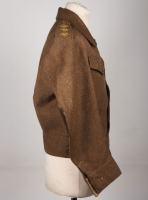 Unusual WW2 RAC Battle Dress Blouse - 4