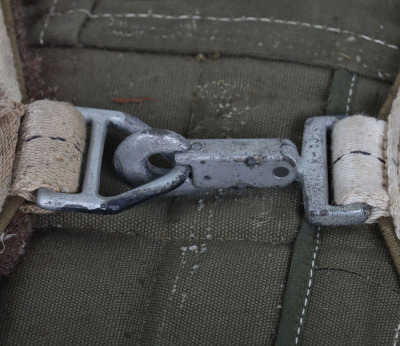 WW2 US Airborne A-5 Ariel Delivery Container and Parachute - 3