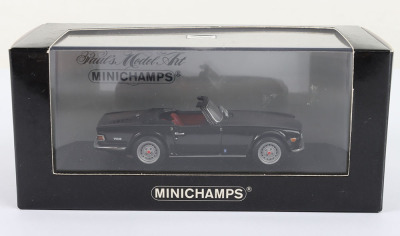 LS Collectibles Triumph TR6, British Racing Green, 1:18 scale - 4