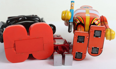 Five Recent Issue Tinplate Robots, - 4