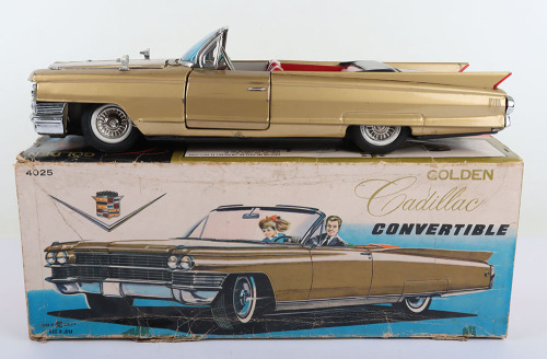 Large 4205 Bandai battery operated Tinplate Golden Cadillac Convertible