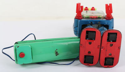 A Yoshiya Japanese KO Battery Operated Remote-control High-Wheel Robot - 8
