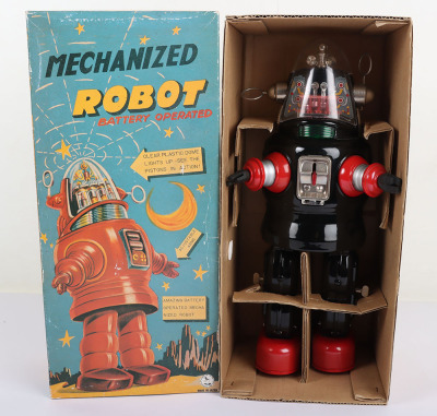 Osaka Japanese Tinplate Battery Operated Mechanised Robot - 2