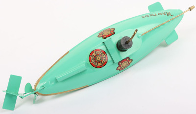 Sutcliffe boxed tinplate clockwork Nautilus Submarine - 4