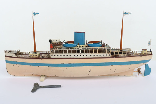 GFN Fleischmann tinplate clockwork Ocean Liner, 1950