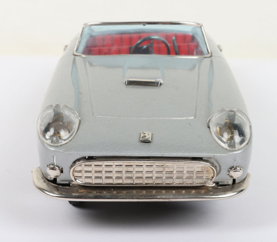 Boxed Bandai 4103 tinplate battery operated Ferrari, circa 1960 - 3