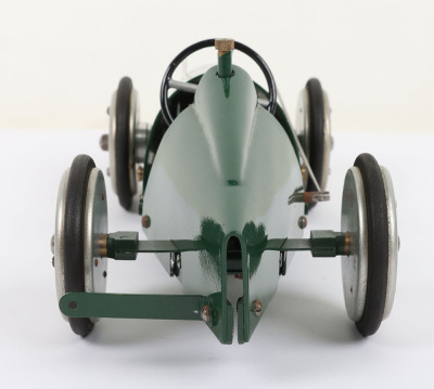 &lsquo;Round the Pole&rsquo; tethered Racing car - 4